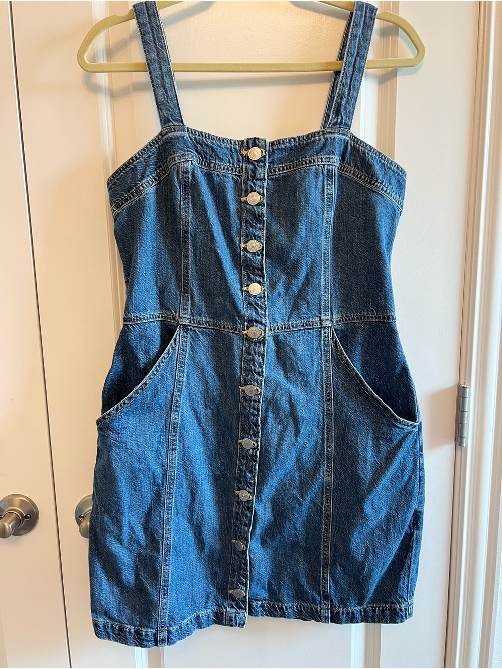 Like new Levi’s denim dress